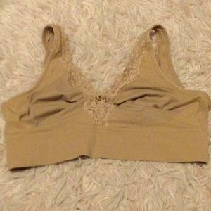 Soma Embraceble Wireless Unlined bra